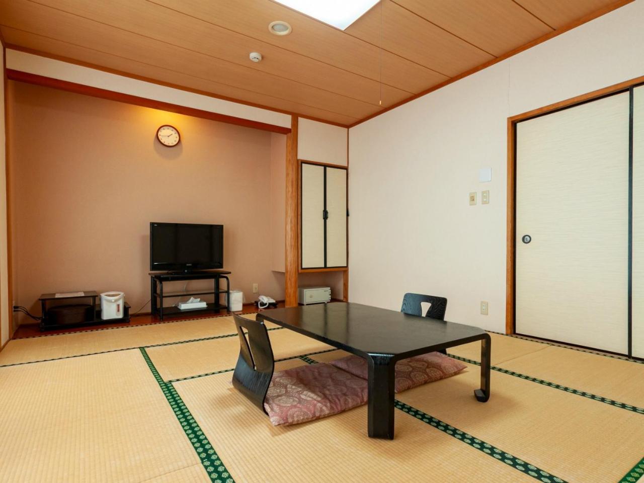 Shikino Mori Hotel Aszo Kültér fotó