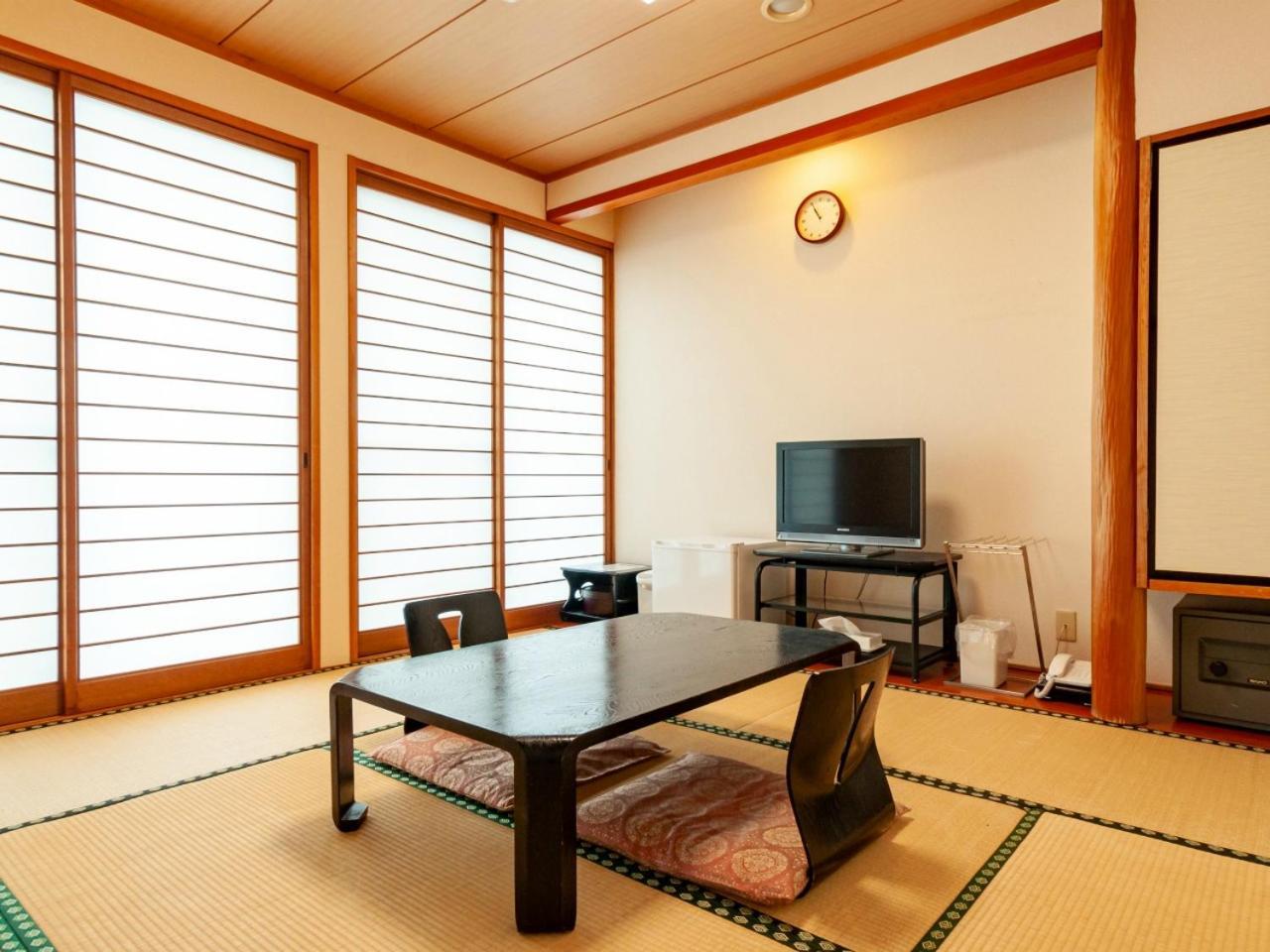 Shikino Mori Hotel Aszo Kültér fotó